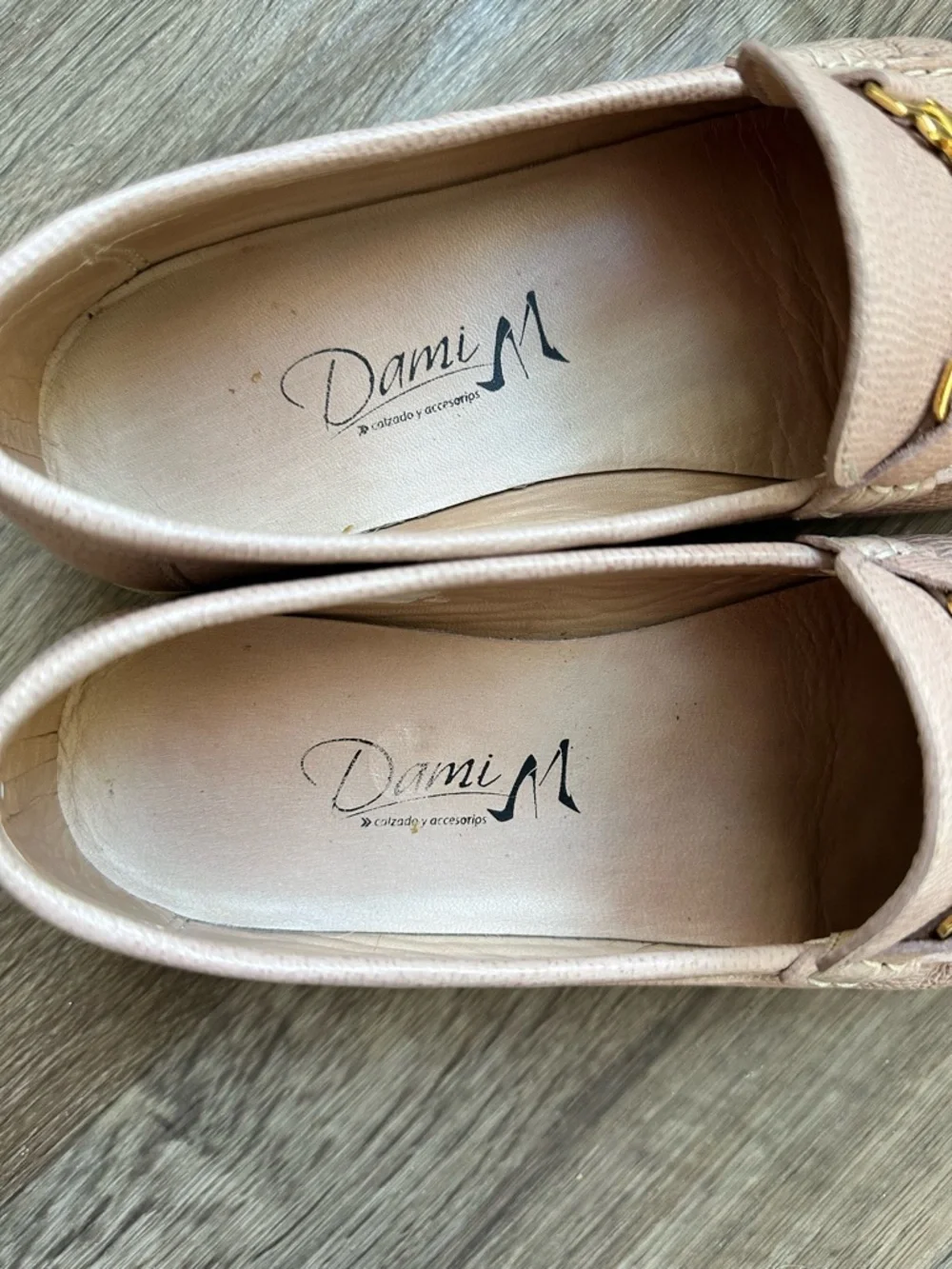 Dami M Beige Leather Loafers Size 9 Gold Bit Slip-On Comfort Flats - Picture 4 of 6